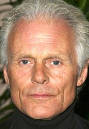 Голый Майкл Де Барр